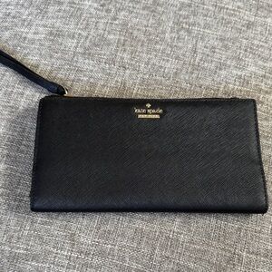 Kate Spade Elegant Black Wristlet